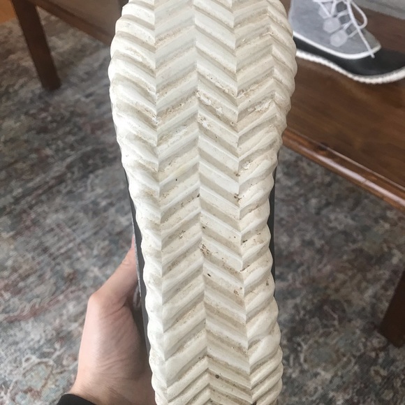 Sorel Out N About Ankle Boots - Picture 3 of 5